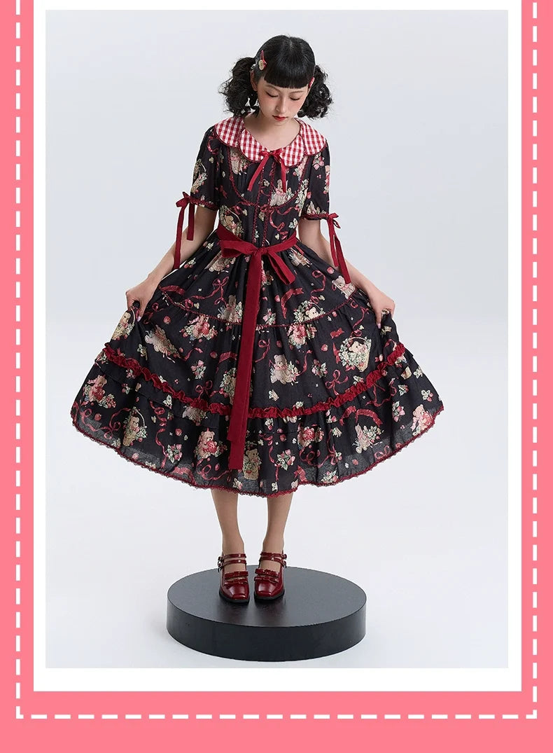 Qianmu - The Bear's Strawberry Field - Daily Lolita OP Dress With Petal Collar & Bear Strawberry Print