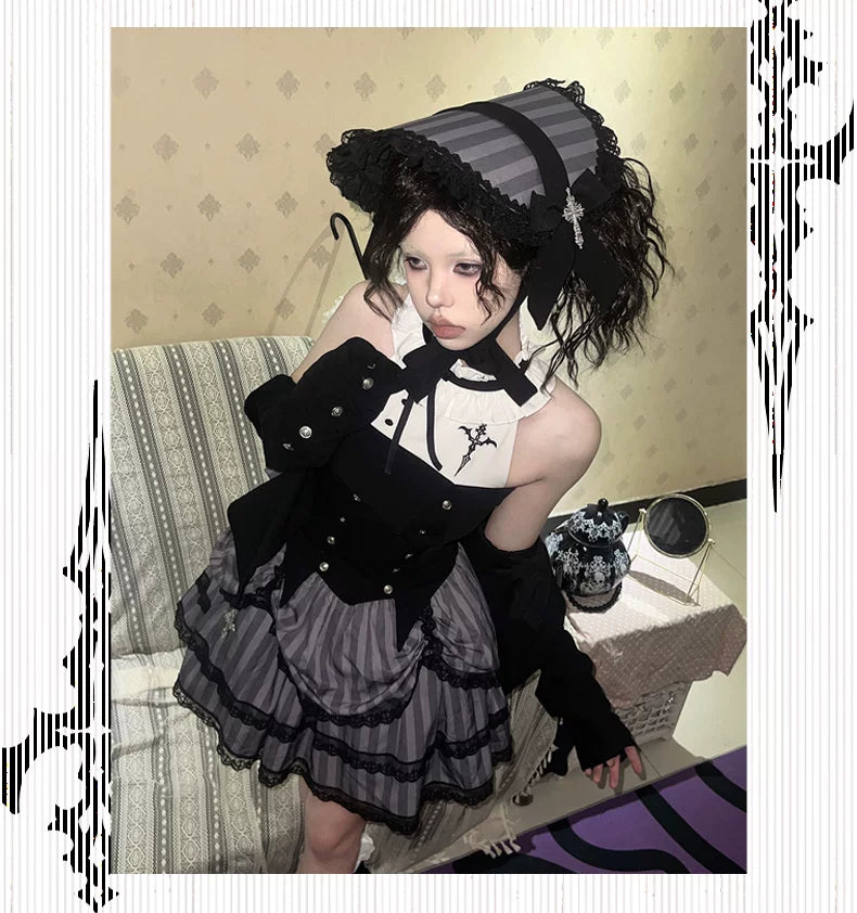 Baozi Pig - Witch's Shop - Gothic OP Dress with Corset-Style Bodice and Striped Skirt