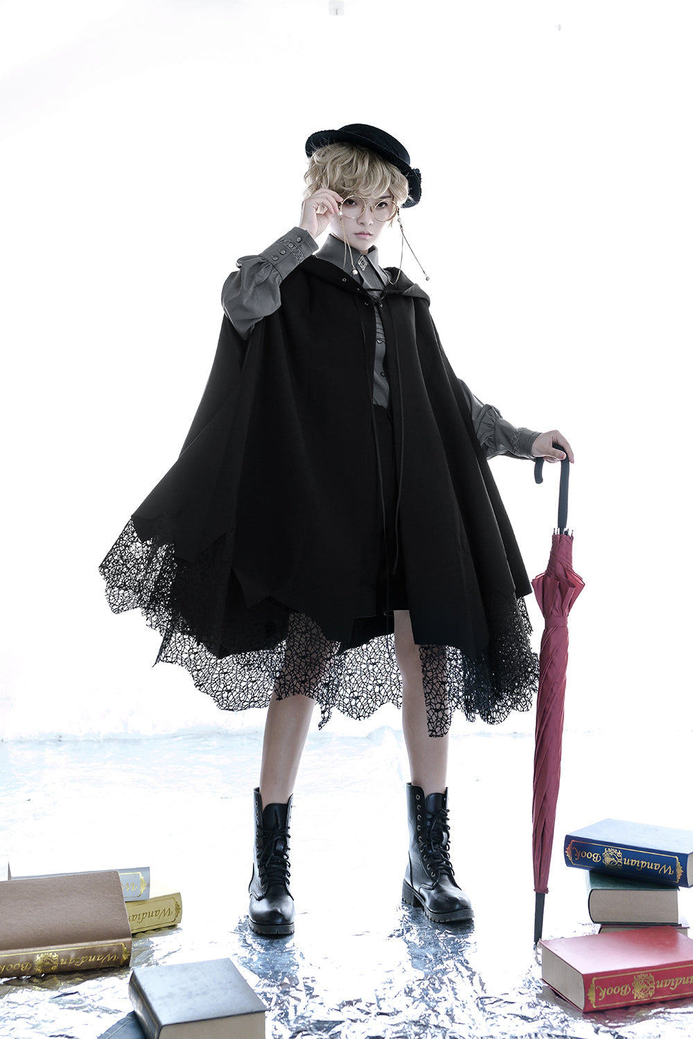 Princess Chronicles - Black and Blue - Retro Ouji Lolita Shirt, Mutton Sleeves