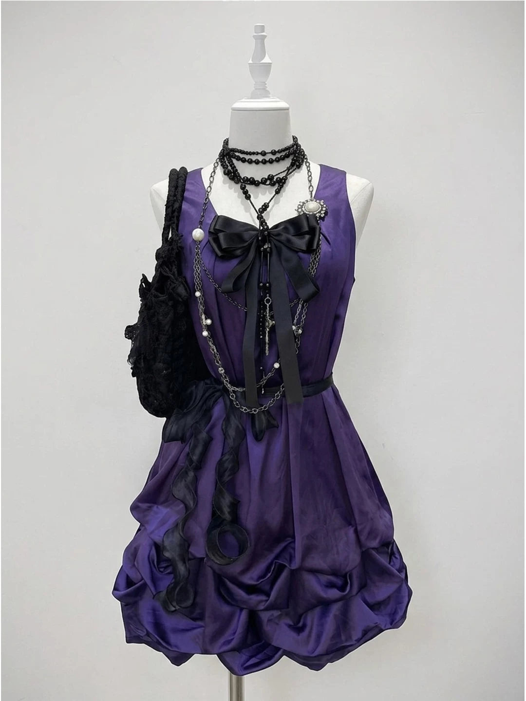 Creamy - Vintage Rose - Purple OP Set with a Black Rose Cardigan