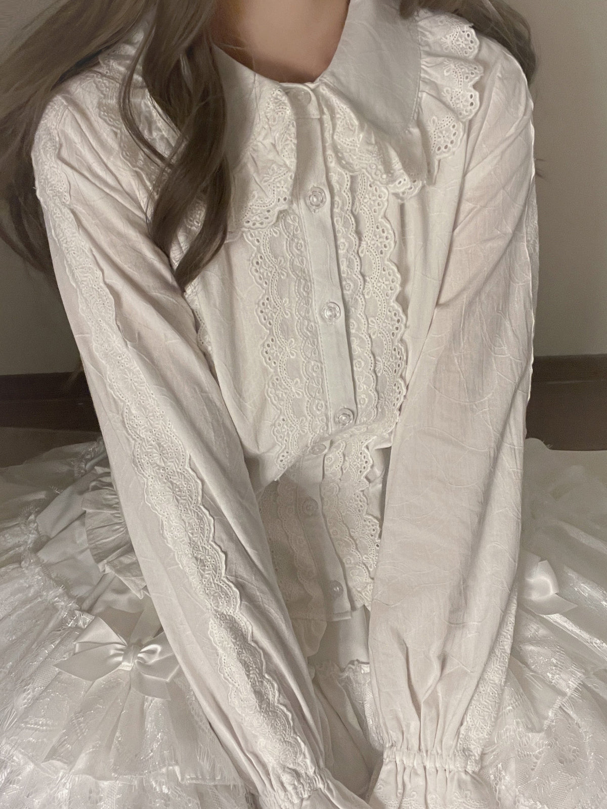 MIST - Lily - Kawaii Lolita blouse with a doll collar and lace bubble sleeves - product detail 6