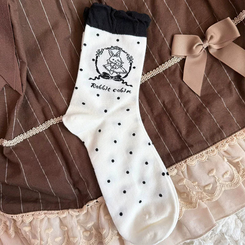 Milky Star Qiaoqiao - Rabbit Cabin - Ruffled Short Socks with a Rabbit Print