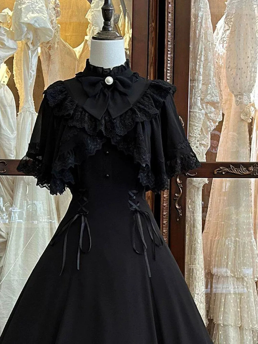 Creamy - Classic Vintage - Black OP Dress with Layered Lace