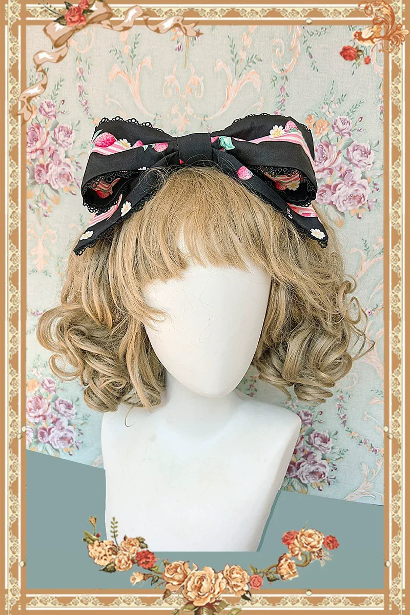 Strawberry Chef - Printed Old School Lolita Dress, Detachable Bows Black KC (one size / M) S