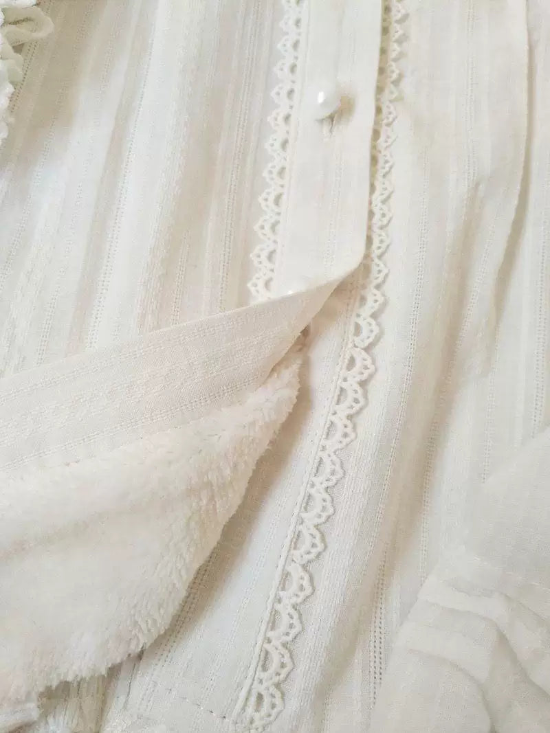 Sweetheart Dream Machine - Lace Collar Classic - Lace-Collar Long-Sleeve Blouse with Front Bows