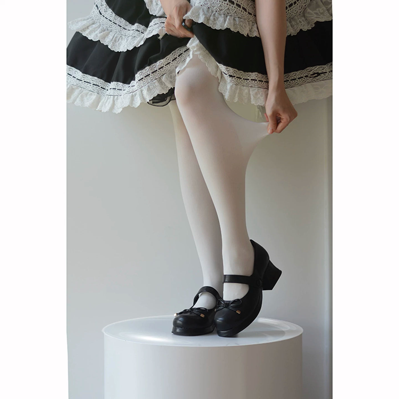 roji roji - Japanese Hosiery - 60D/80D Pantyhose and Socks with Opacity Options