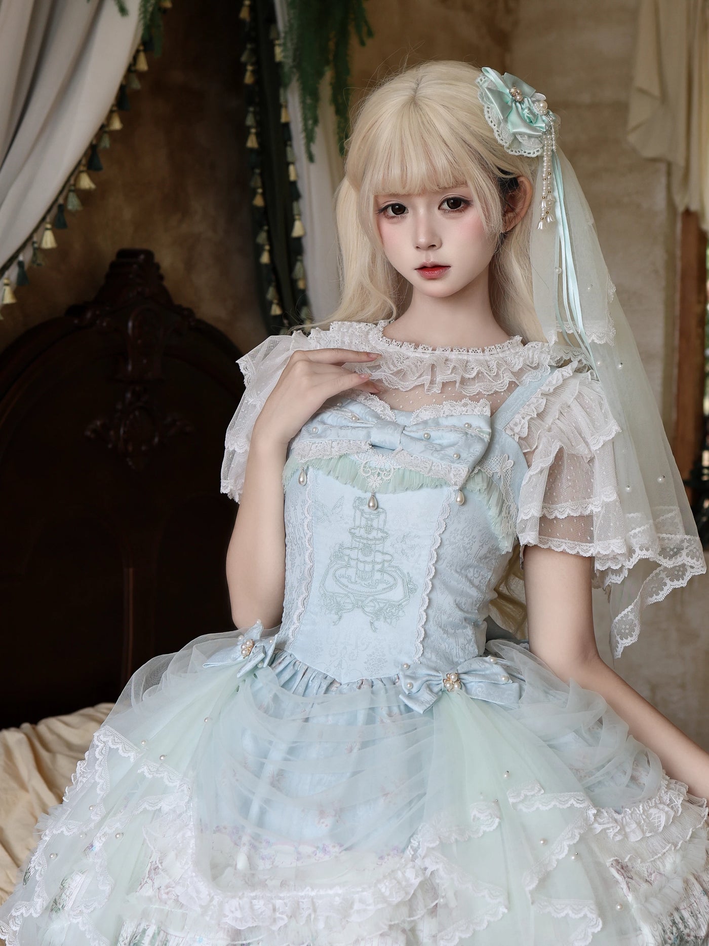 Cat Upon Cat - Dotted Detail - White Lolita Fashion Inner Top with Short Sleeves