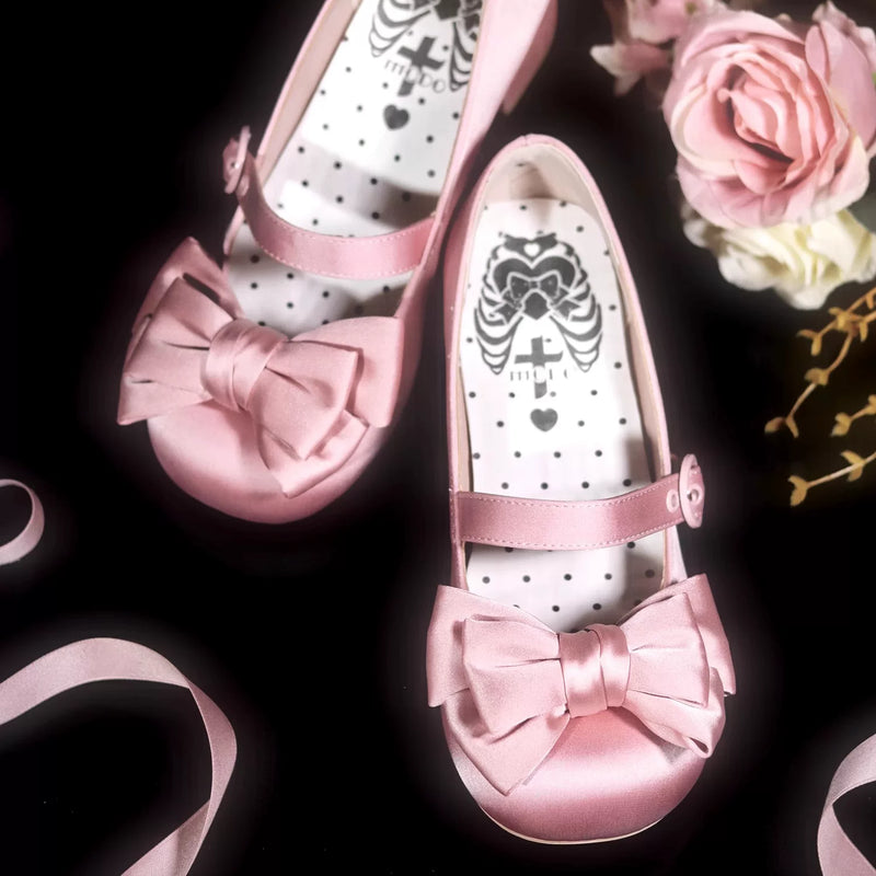 MODO Sissi Round-Toe Satin Lolita Shoes – design details – view 6