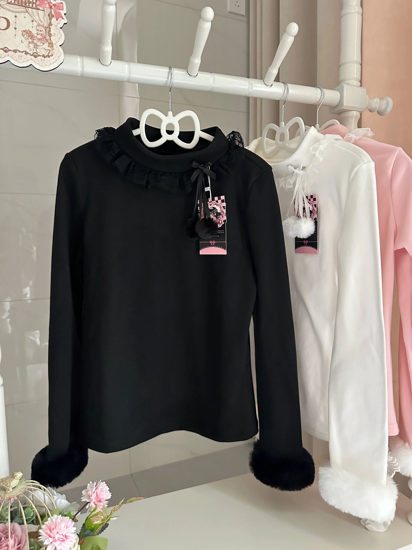 Cat Upon Cat - Little Pom-Pom - Long-Sleeve Inner Top with Lace Collar - product detail