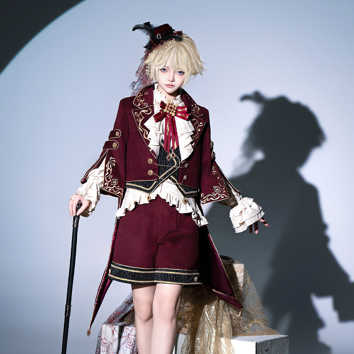 Heir Prince-style Lolita Cape & Military Lo Gender-Neutral Outfit (Autumn & Winter)