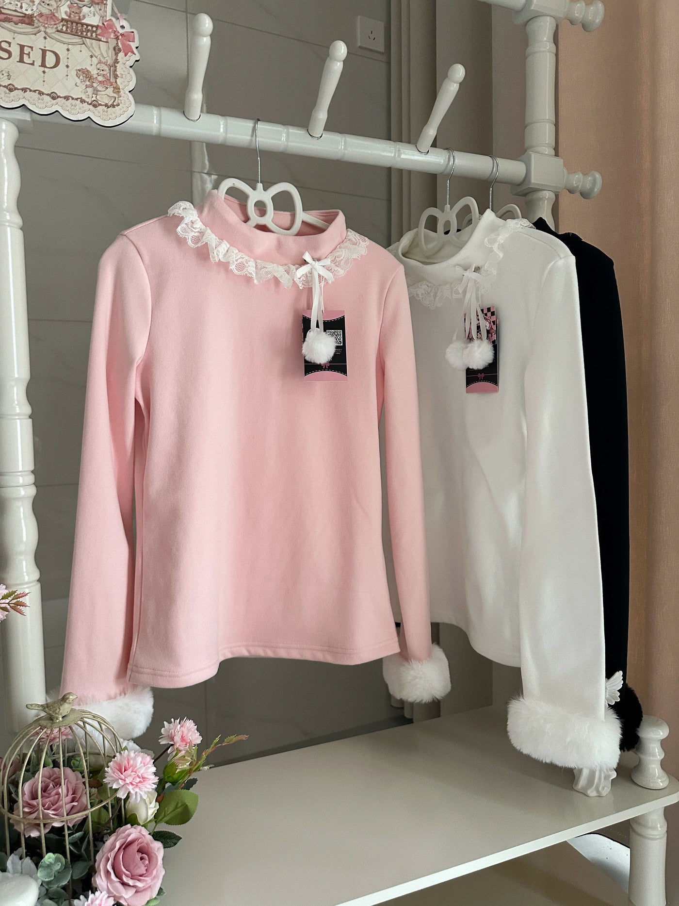 Cat Upon Cat - Little Pom-Pom - Long-Sleeve Inner Top with Lace Collar - product detail