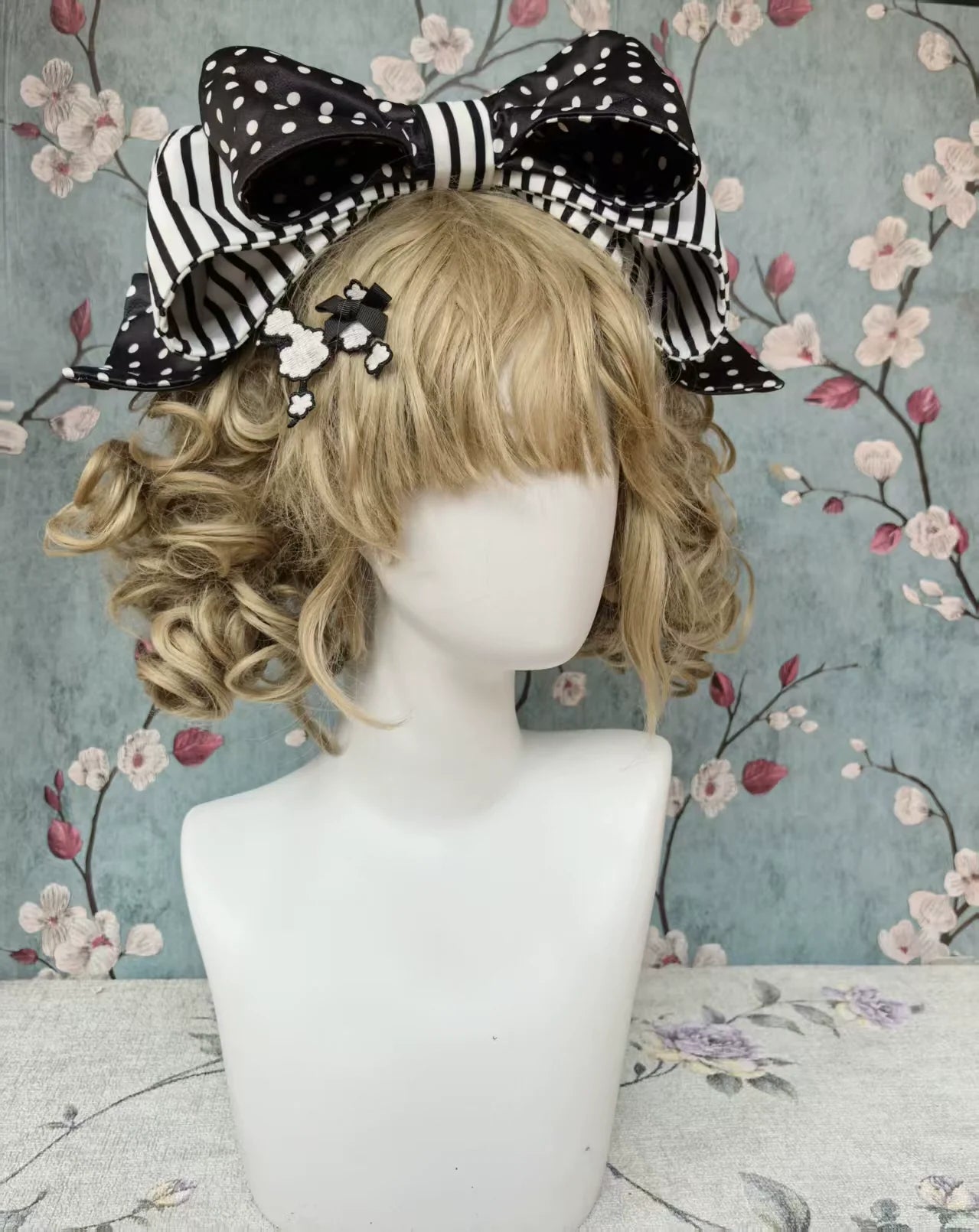 Infanta - Poodle - Embroidery OP Dress