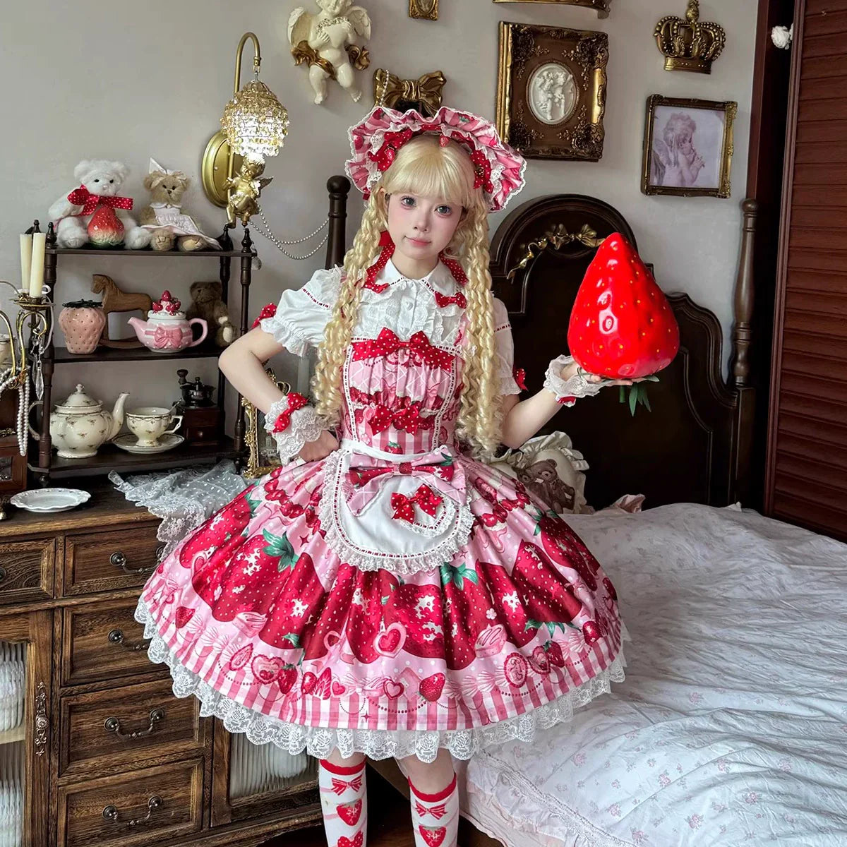 Mengfuzi - Strawberry Pear - Strawberry Handle Picture Sweet Lolita Dress