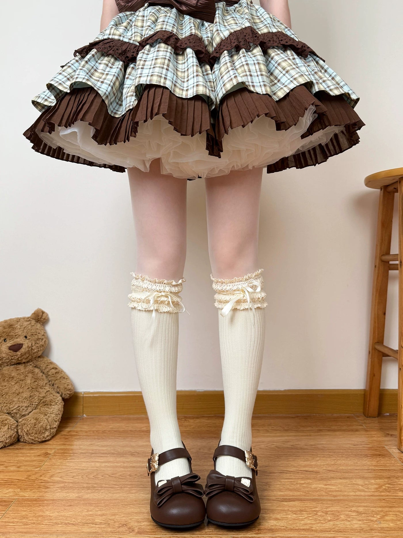 Chubby Bear Tales - Caramel Cocoa - Lace Bow Calf and Over-the-Knee Socks