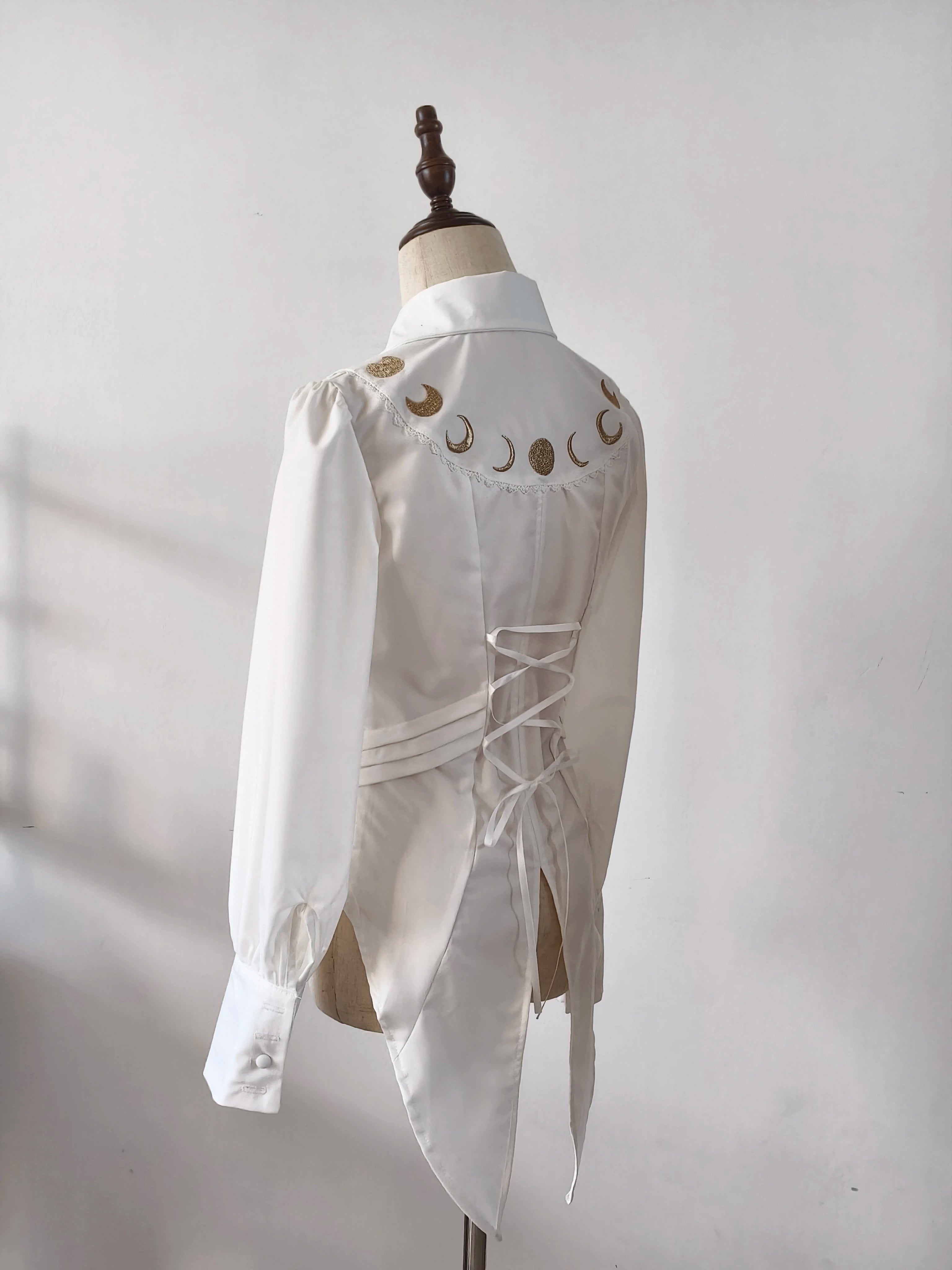 Spot Page Moon Phase Embroidery Shirt Acorn Lolita Original Design Gothic Everyday Elegance Inside