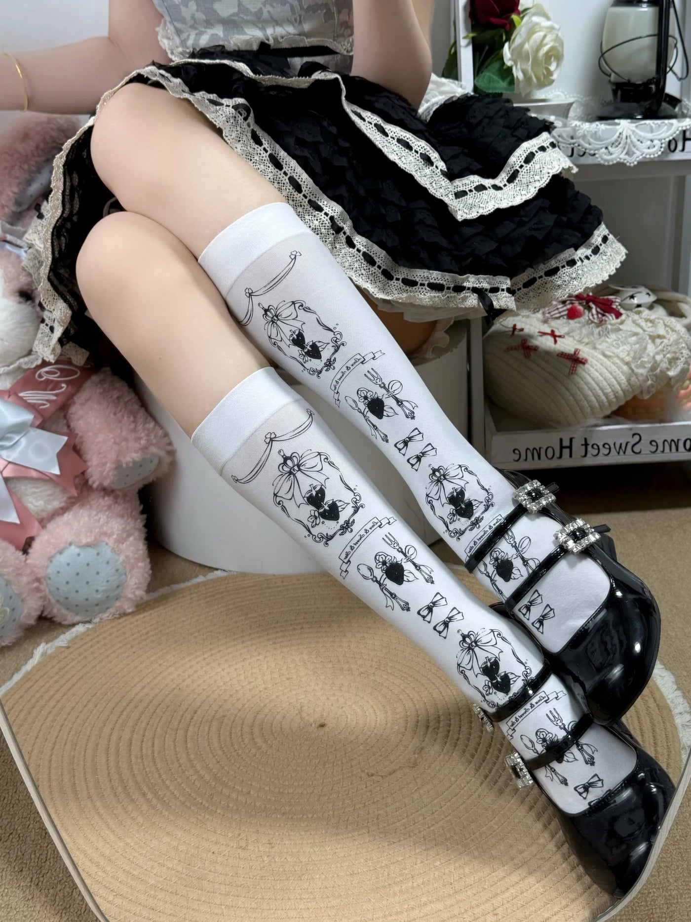 Fantasy Doll - Sweet Cartoon - White or black Lolita calf socks with ornate cartoon print