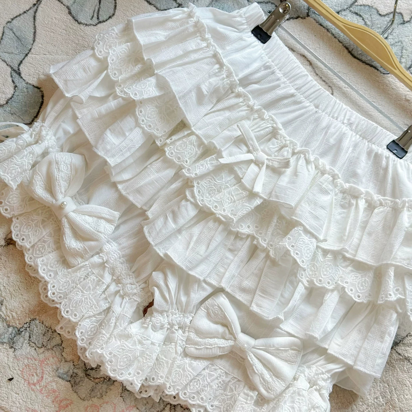 Jelly Girl - Layered Lace Bloomers - White or Beige Cotton Pumpkin Bloomers with Lace Ruffles