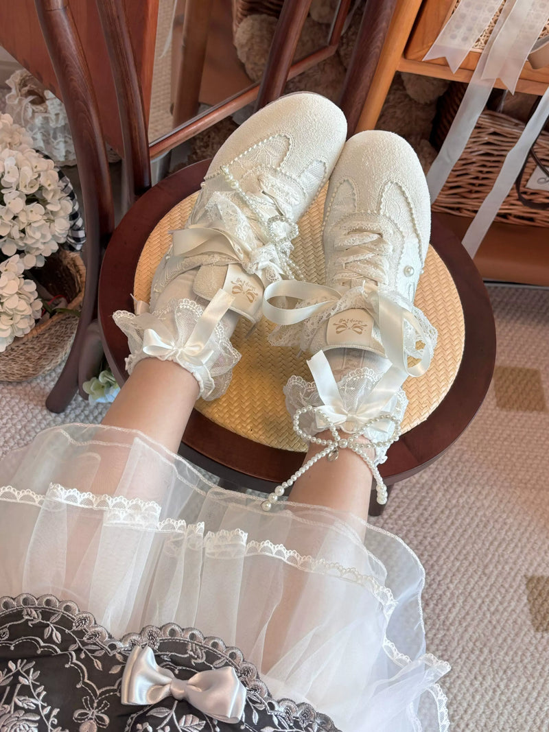 Sheep Puff Dream Lace Lo-Run Lolita Sneakers featuring white lace details and a cute sheep puff design on stylish shoes.