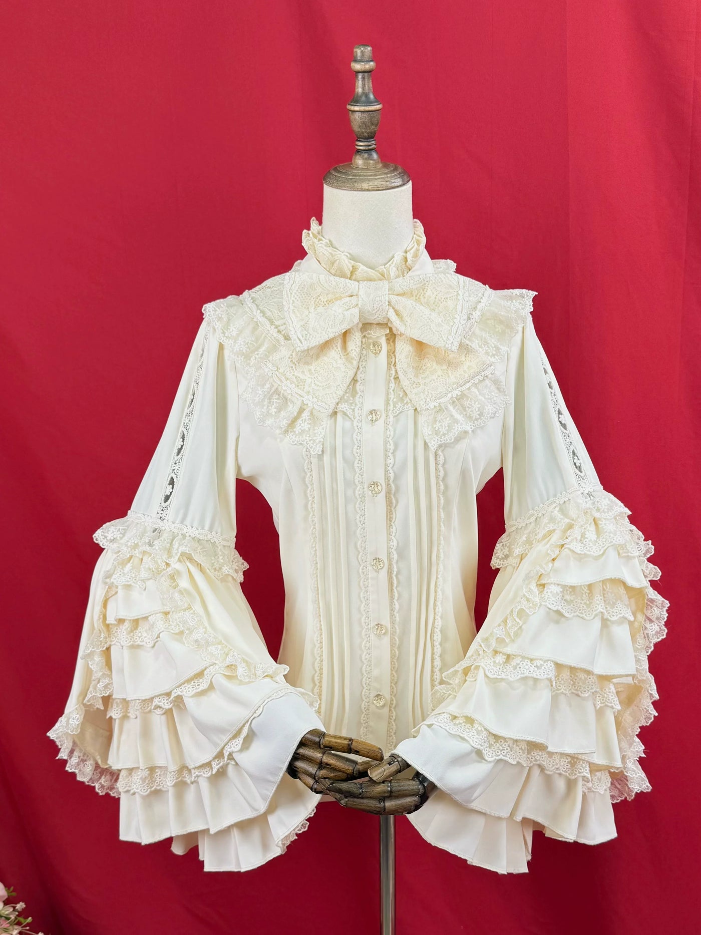 DMFS Lolita - Snow Mochi - Classic Lolita Hime Sleeve Shirt, Lace Accent