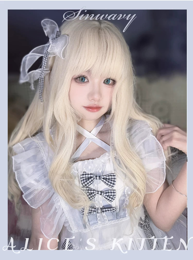 Platinum long curly Lolita wig - view 5