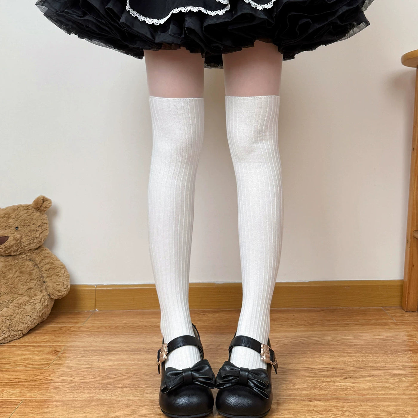 Chubby Bear Tales - Miu-Style Vintage - Over-the-knee socks with wide vertical ribbing