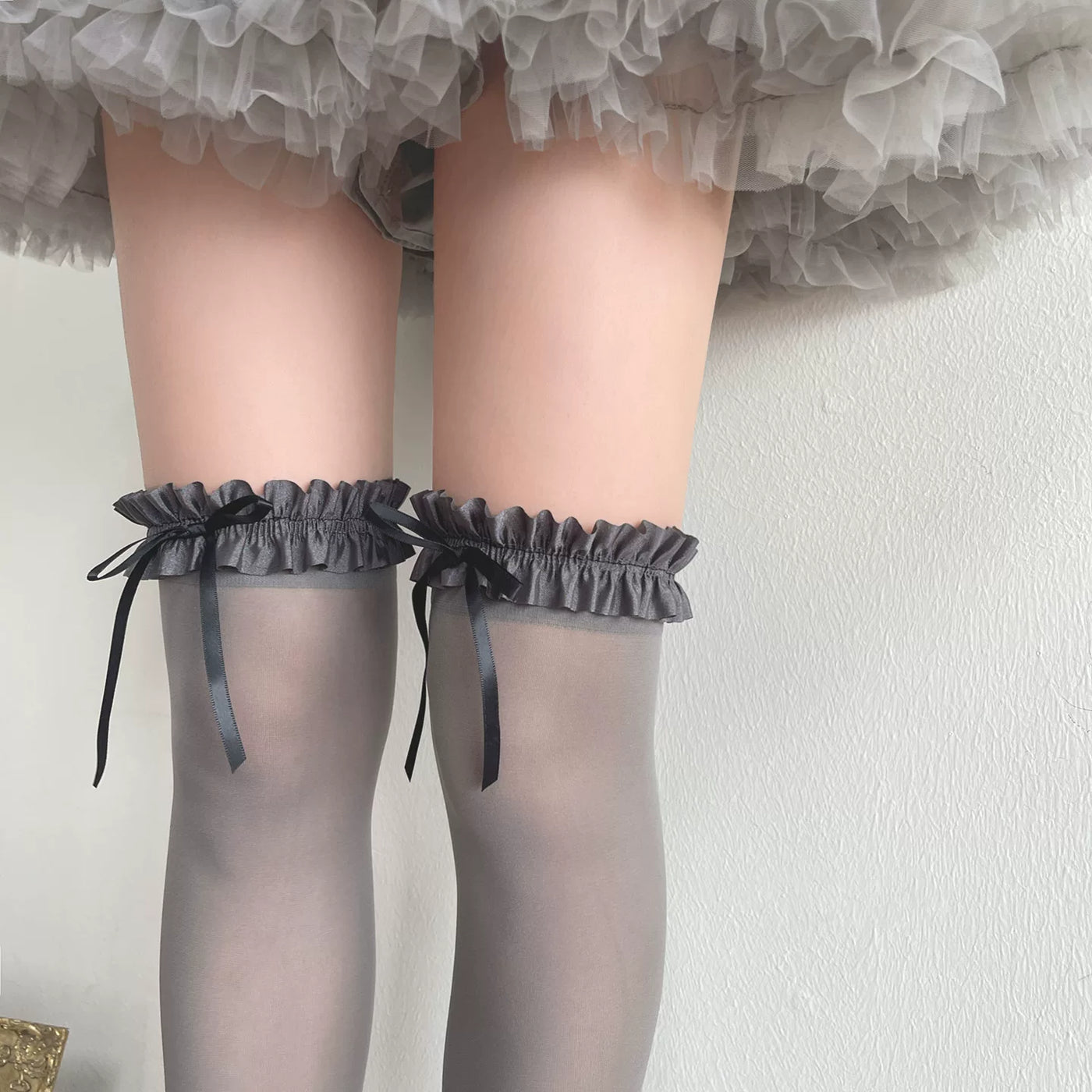 Sock Noble - Cream Ruffle Ribbon - Velvet Socks with Ruffled Bow Cuffs