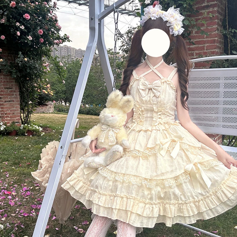 Lady Han Miss Pearl JSK dress by Lolita Fetch featuring a floral print, lace details, and a fitted bodice on a dress form.