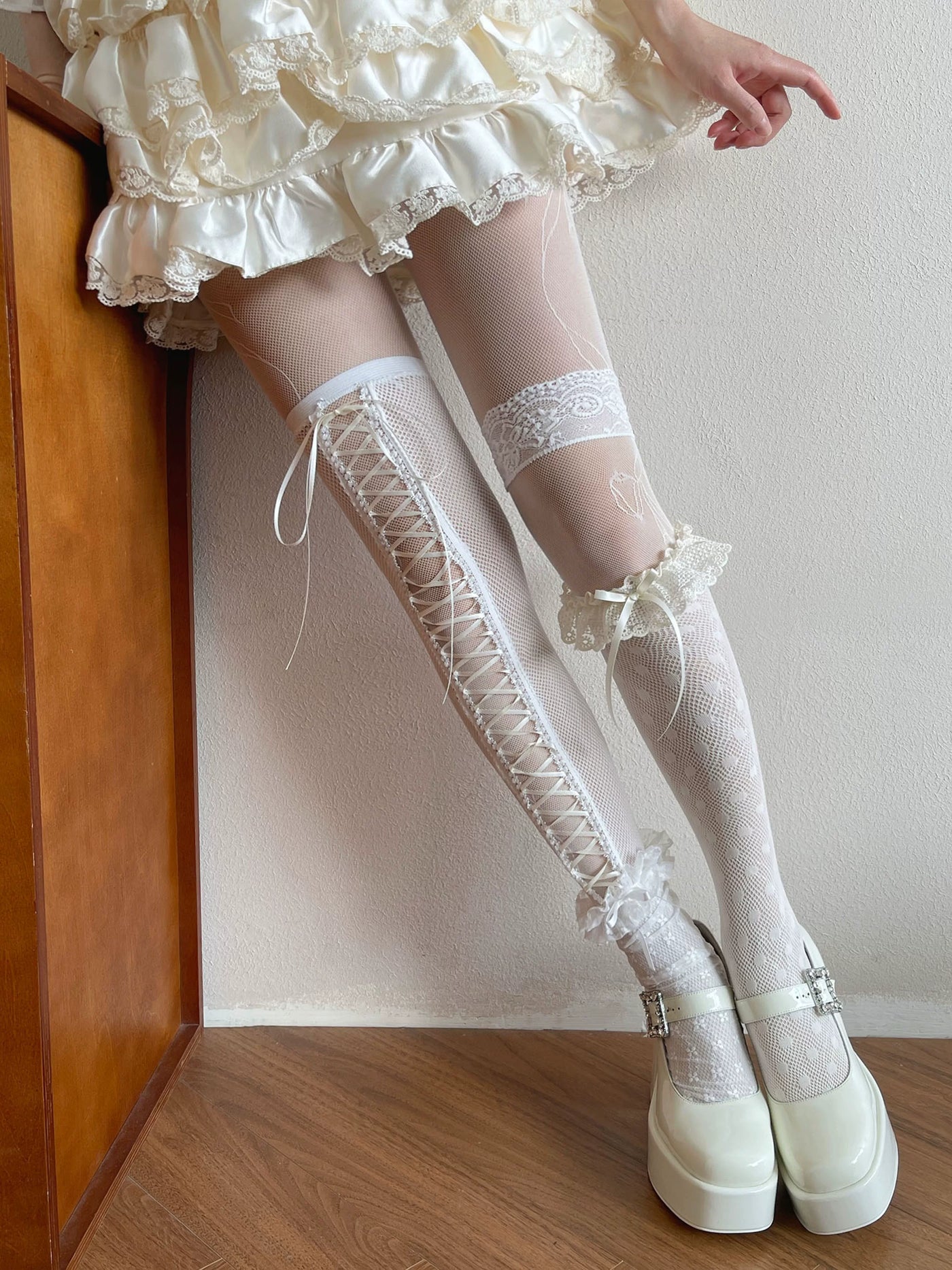 Sock Noble - Ballet Lace Layering - Pants with Lace-Up Detail