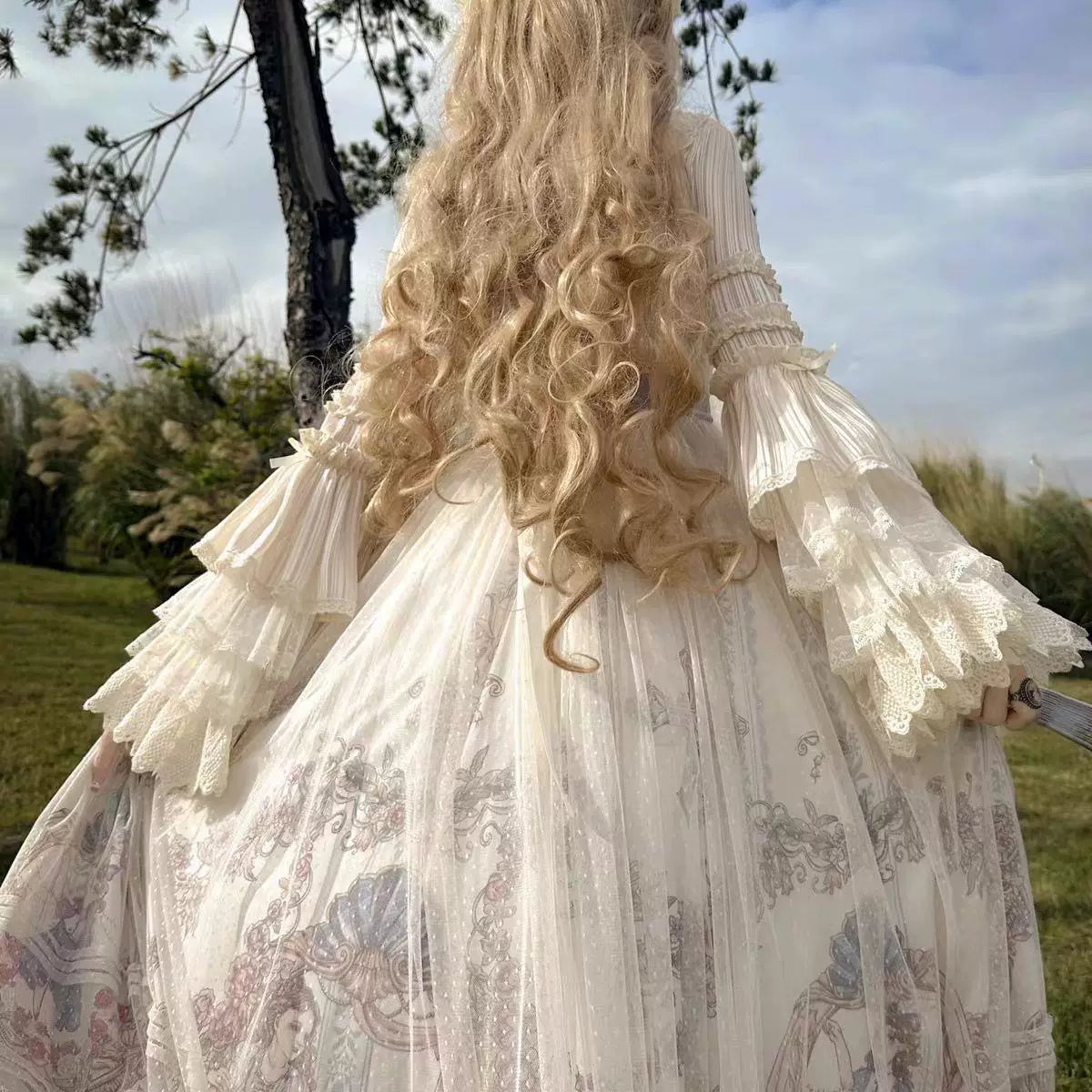 Sweetheart Dream Machine - Hime Sleeve - Natural Blouse with a Lace Collar