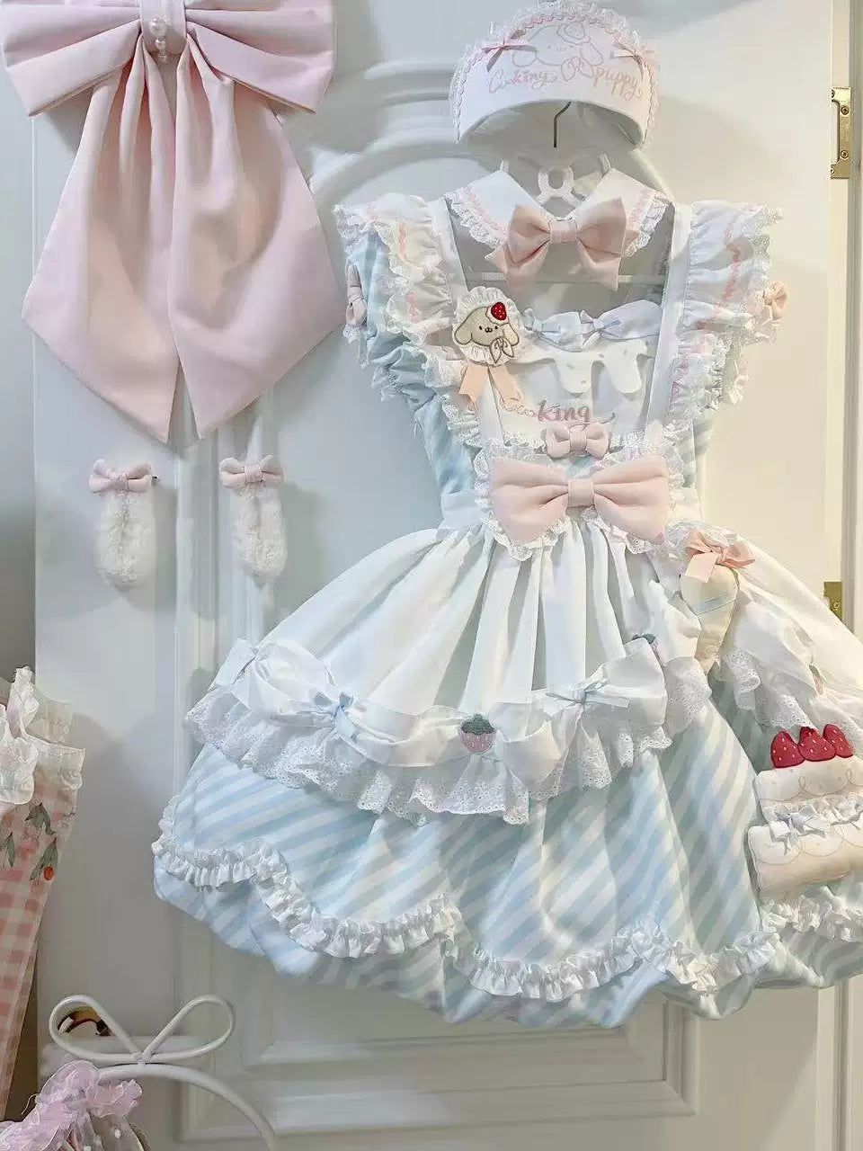 Yellow Sweetheart Cake Lolita OP dress with lace-trimmed collar, waist bow, and decorative cake accessory on skirt