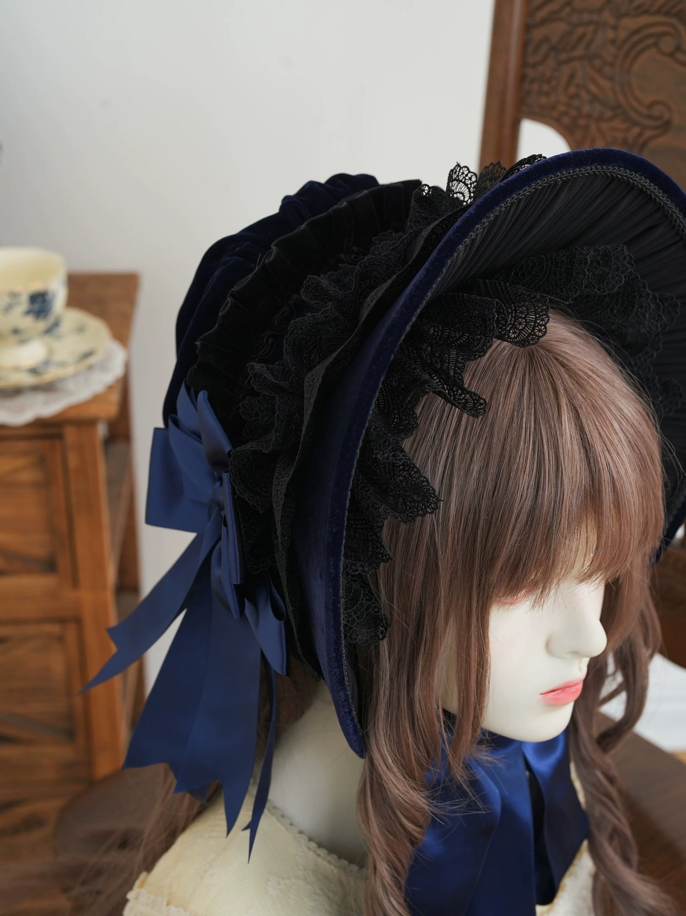 Star Box - ChevalDoll - Velvet Bonnet with Lace Trim