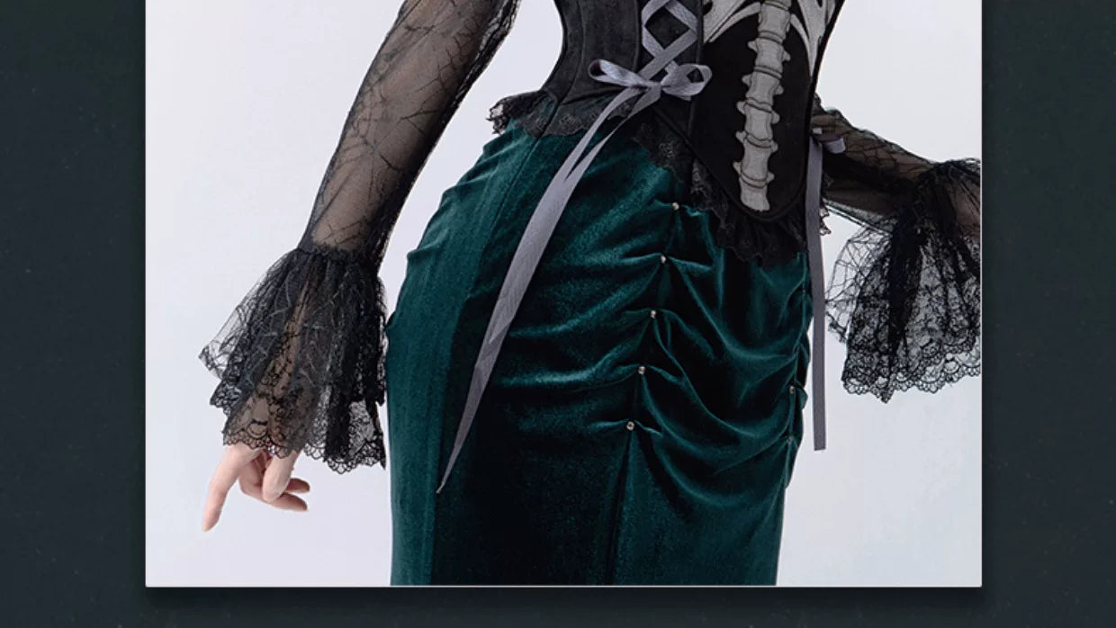 Baozi Pig - Deep Abyss Nightmare - Dark-Green One-Piece Qipao Dress with a Fishtail Hem