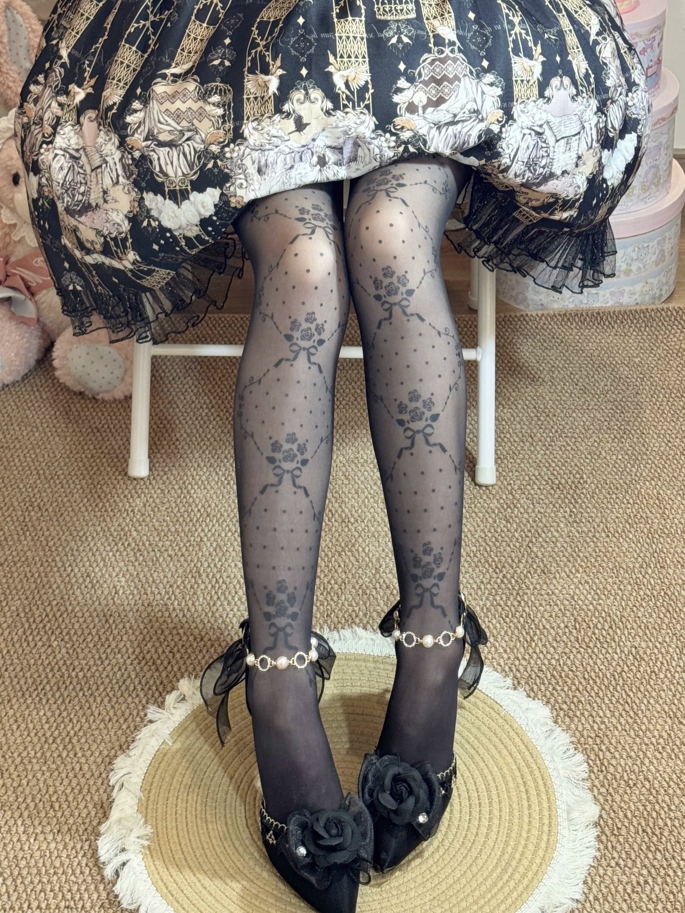 Fantasy Doll - Rose Dot - Tights with Rose-and-Bow Motifs