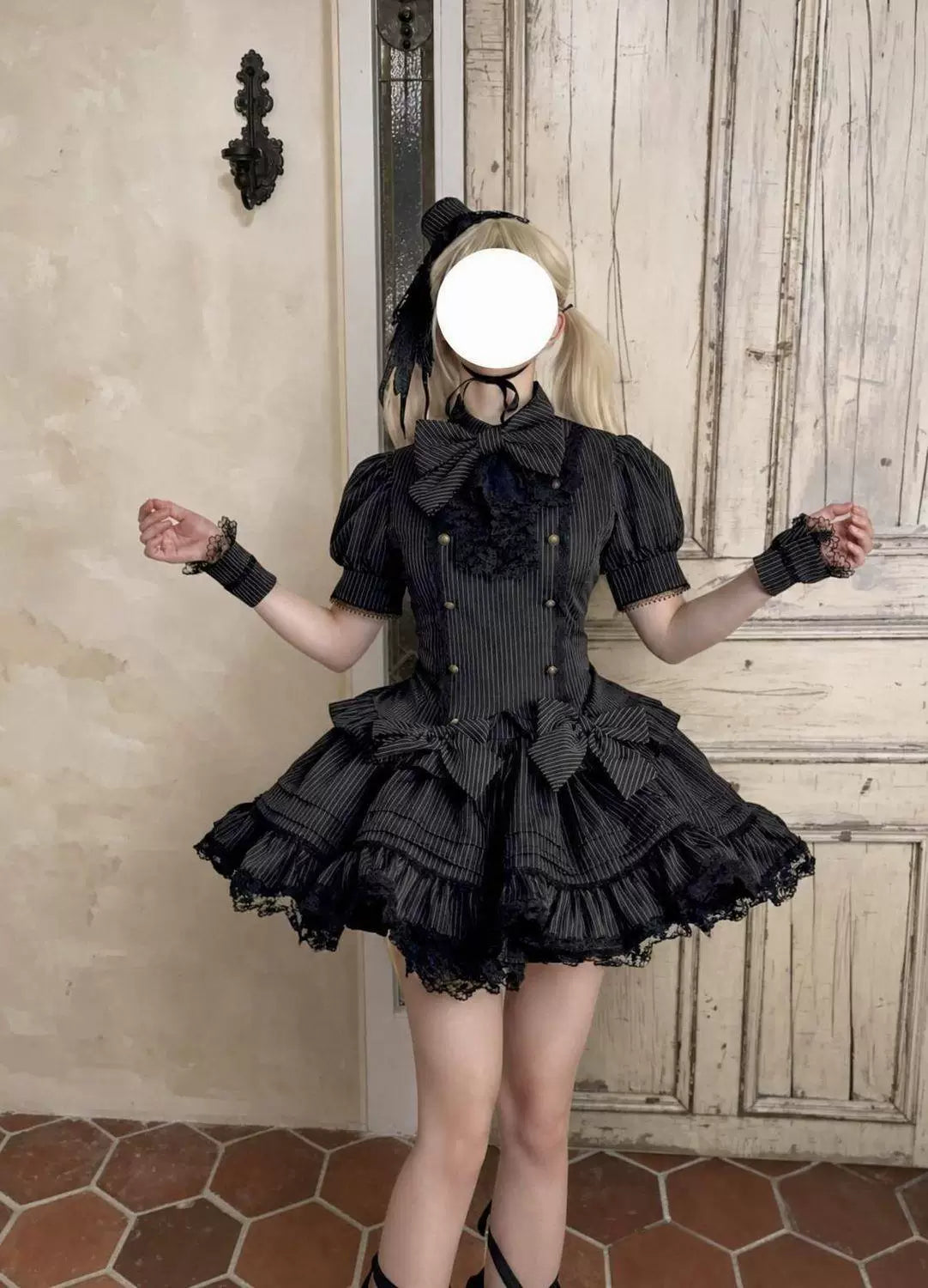 Sweetheart Dream Machine - Phantom Doll Stripe - Gothic Lolita Set with Short-Sleeve Pinstripe Top