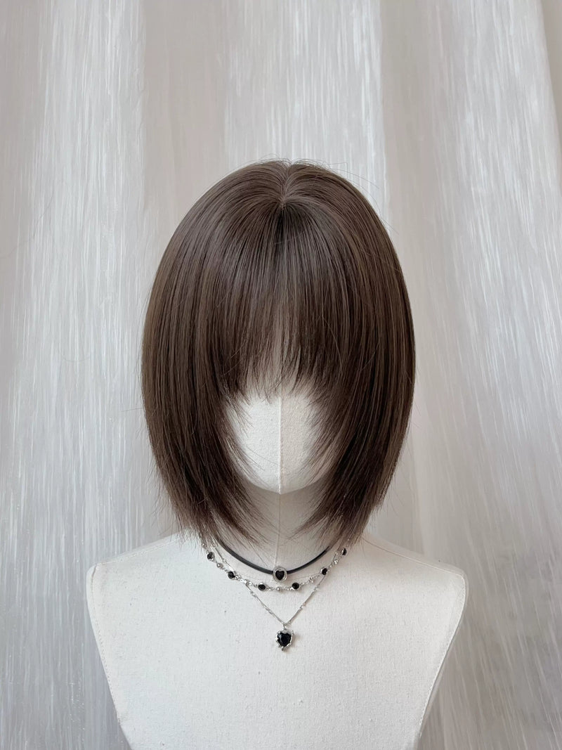 Kunkun Fish short layered bob wig - view 4