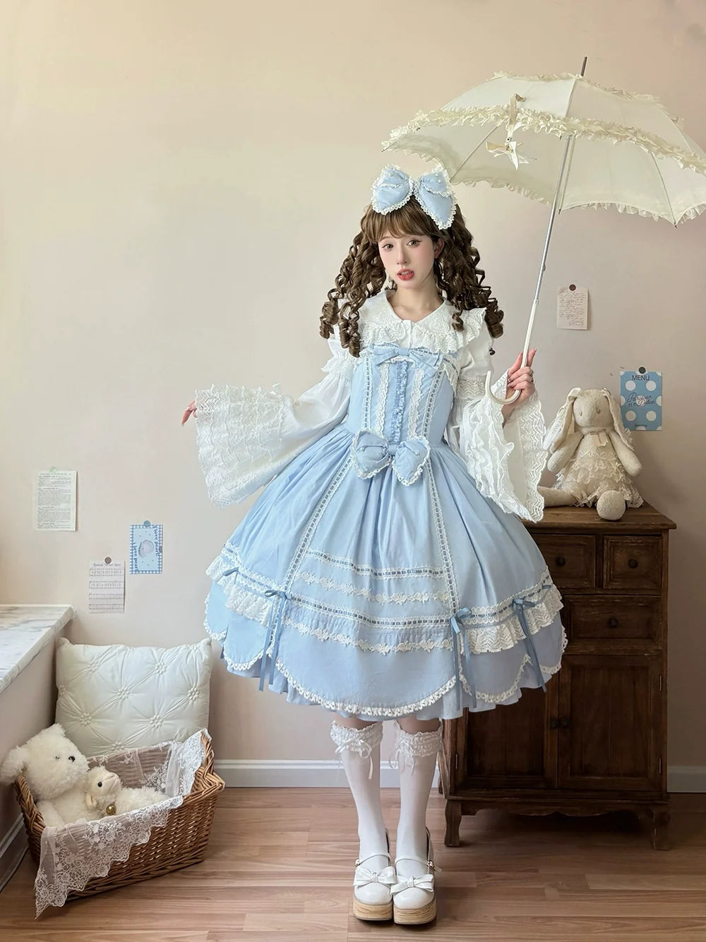 Miss Point - Vintage Petal Rabbit - Cotton Old School Lolita JSK Dress, Petal-Shaped Hem