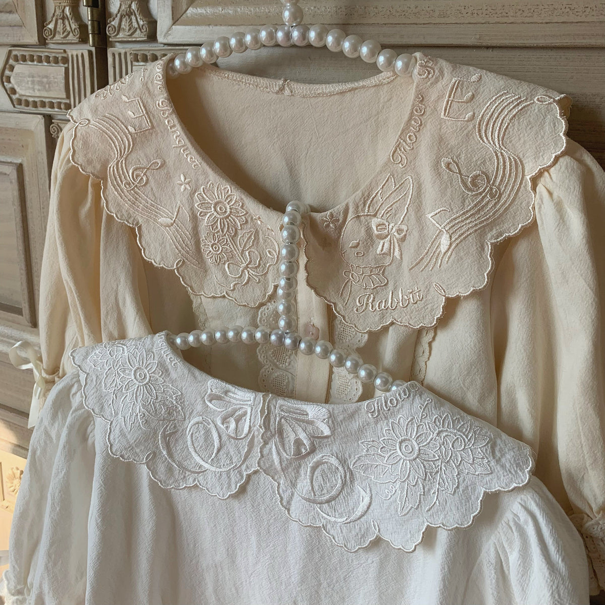 Flower Banquet - Bunny Embroidery - Kawaii Lolita cotton blouse with a doll-like collar - product detail 6