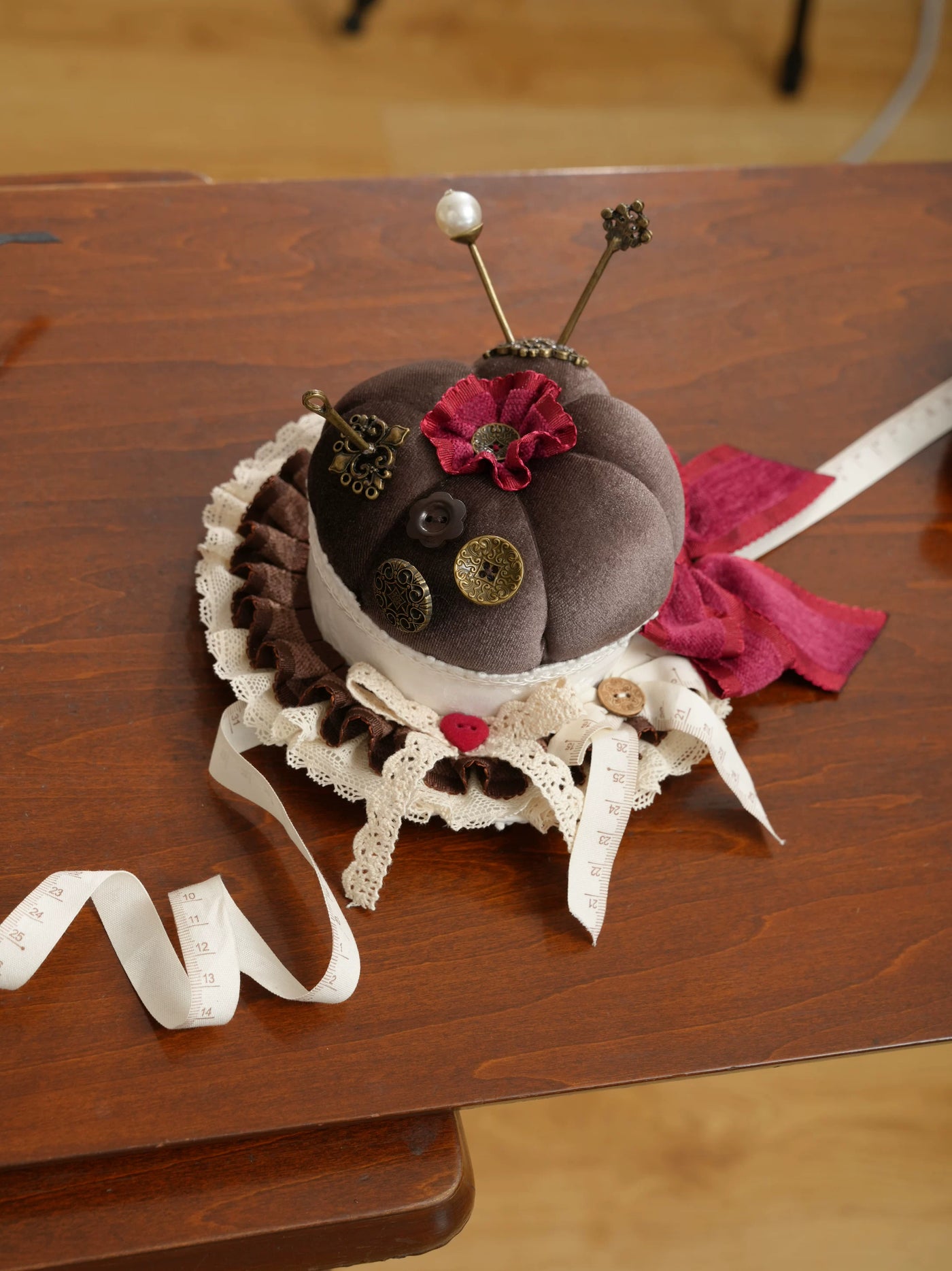 Star Box - Antique Patchwork House - Sewing-Inspired Mini Hat with Lace Trim