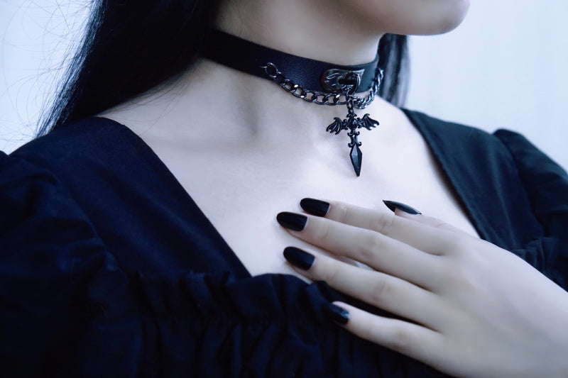 Strange Sugar - Gothic Lolita Cross Leather Choker - Neckwear