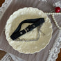 Leather-buckle thigh garter / One Size