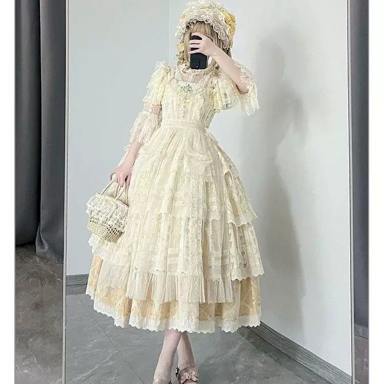 Sweetheart Dream Machine - Padded Lace - Lace blouse with built-in bust pads and puff sleeves