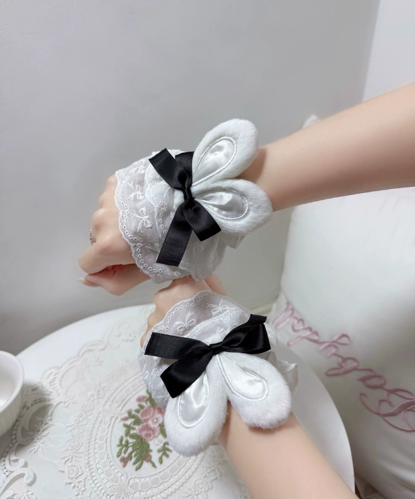 Fantasy Doll - Bunny-Ear Lace Bow - Lace Sleeve Cuffs with Bunny-Ear Shapes