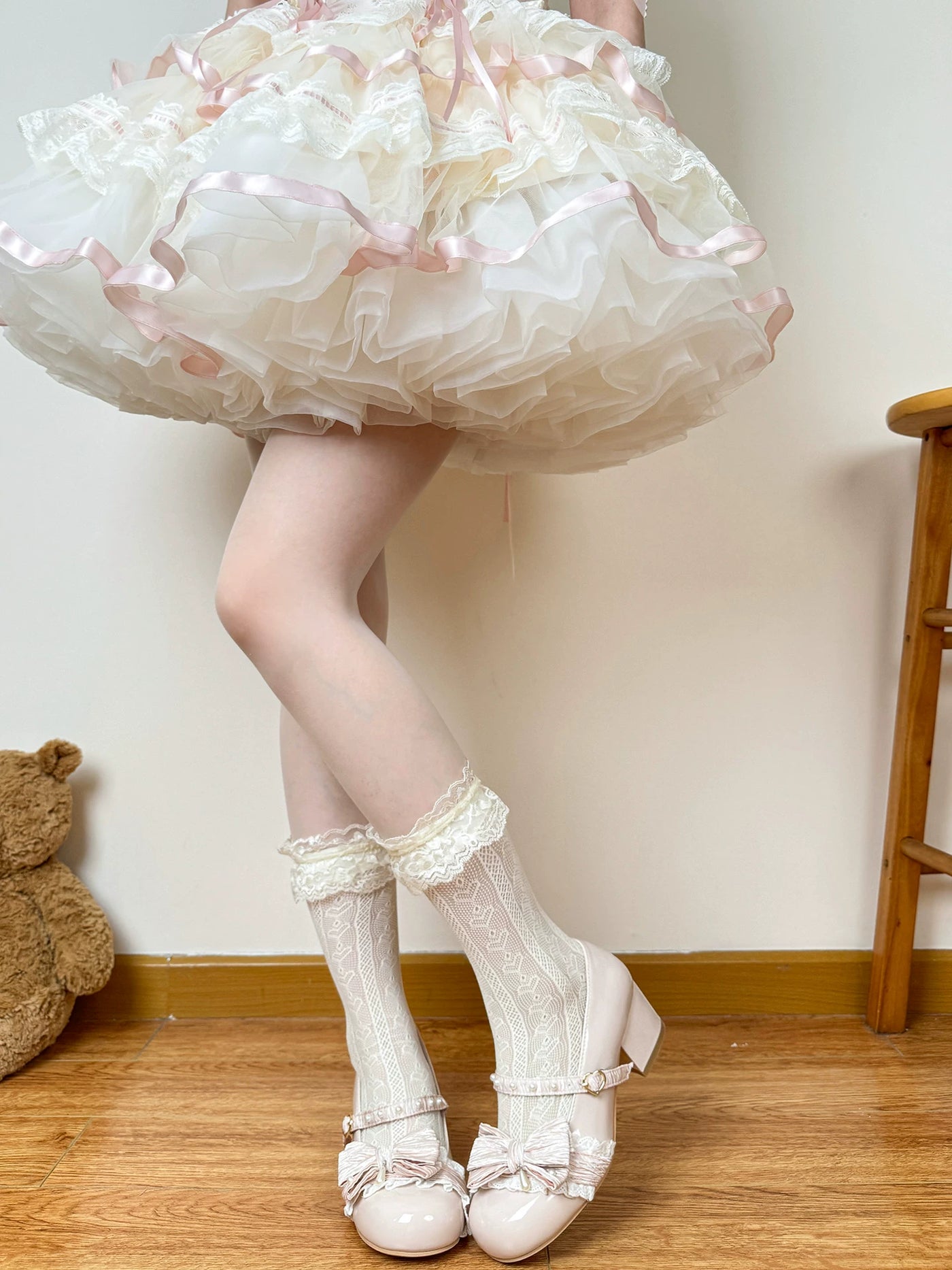 Chubby Bear Tales - Openwork Bow - Thin Mid-Calf Lace Socks with Bow Detail