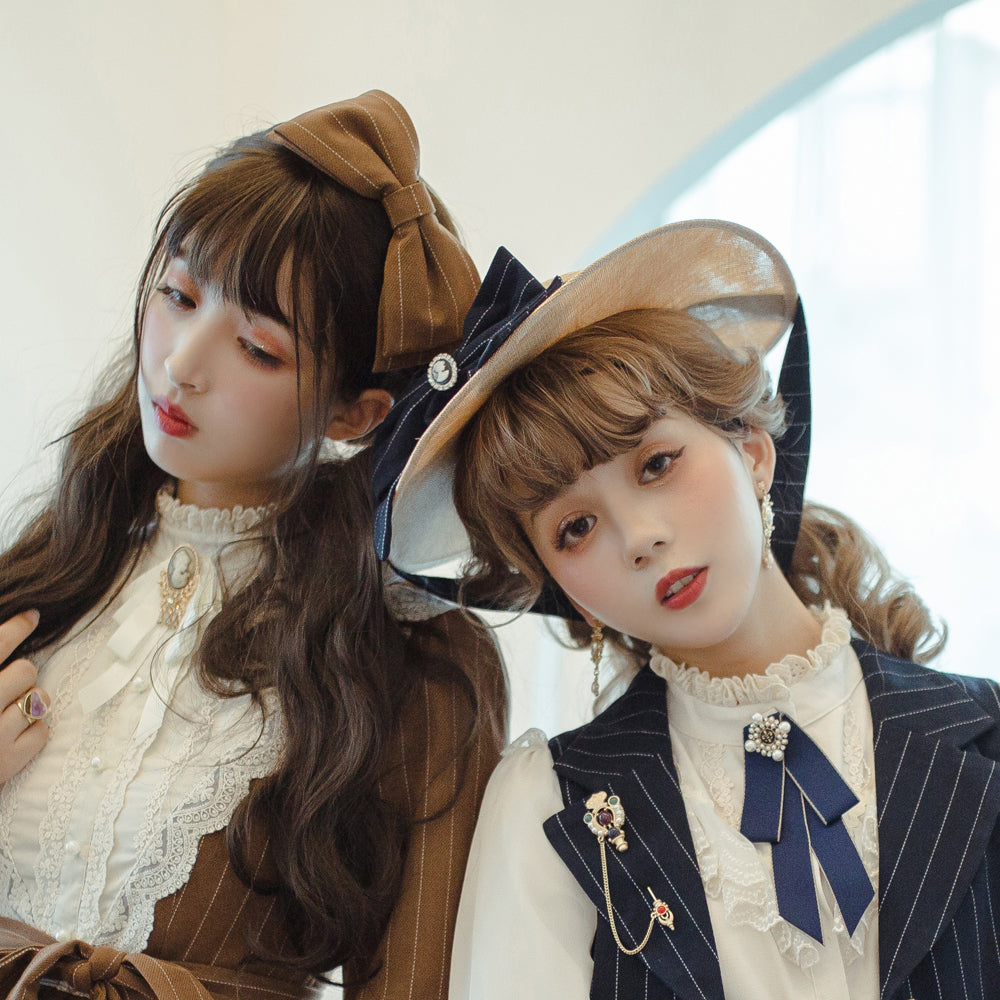 Miss Point - Rose Silhouette - Lace Bow KC Lolita Accessories