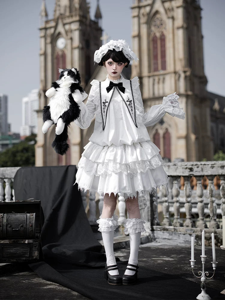 With PUJI - Dawn Bell & Dusk Song - Gothic Lolita Velvet OP Dress, Back Zipper detail view 3