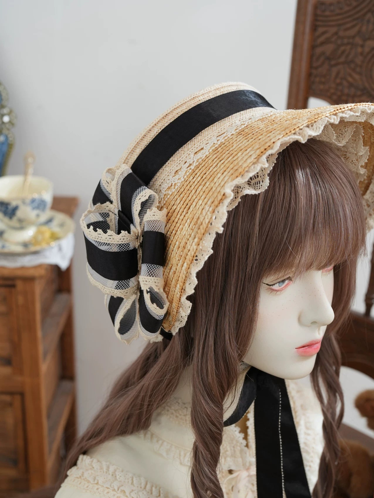 Star Box - Old Summer Shadow - Straw Bonnet with a Lace-Trimmed Brim
