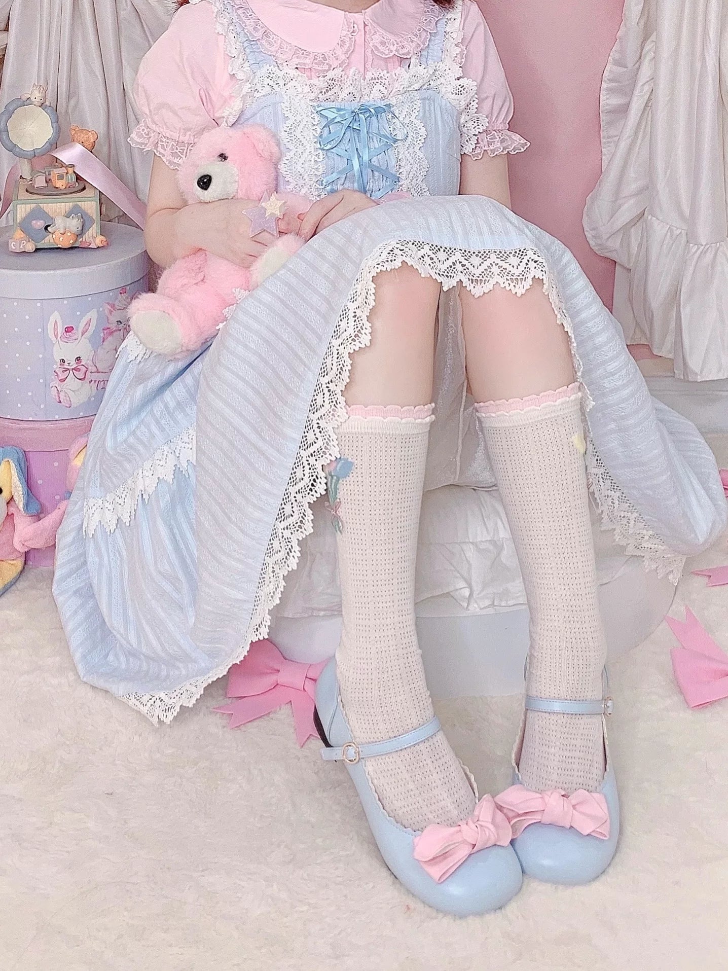 Sheep Puff Lolita shoes with rounded bow design in soft pastel colors, featuring a cute and playful style.