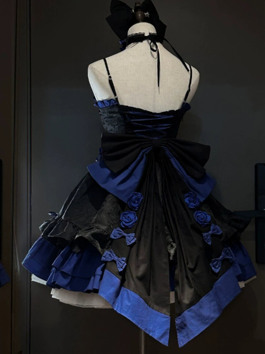 Creamy - Black & Blue Gothic - JSK dress with blue roses and tiered ruffles