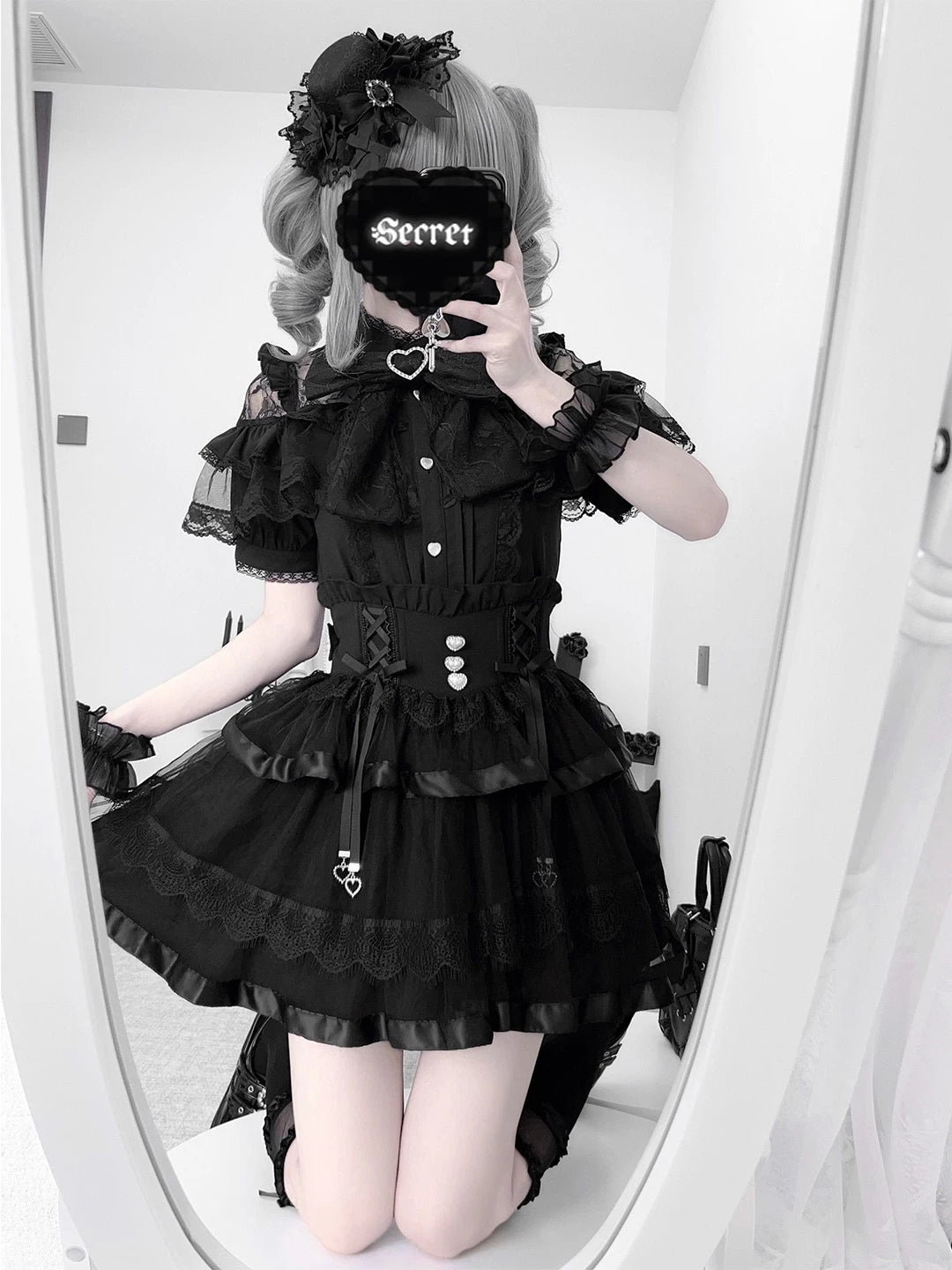 Creamy - Black Bow Lace Set - Three-piece Lolita skirt set with a short-sleeve blouse and layered lace skirt