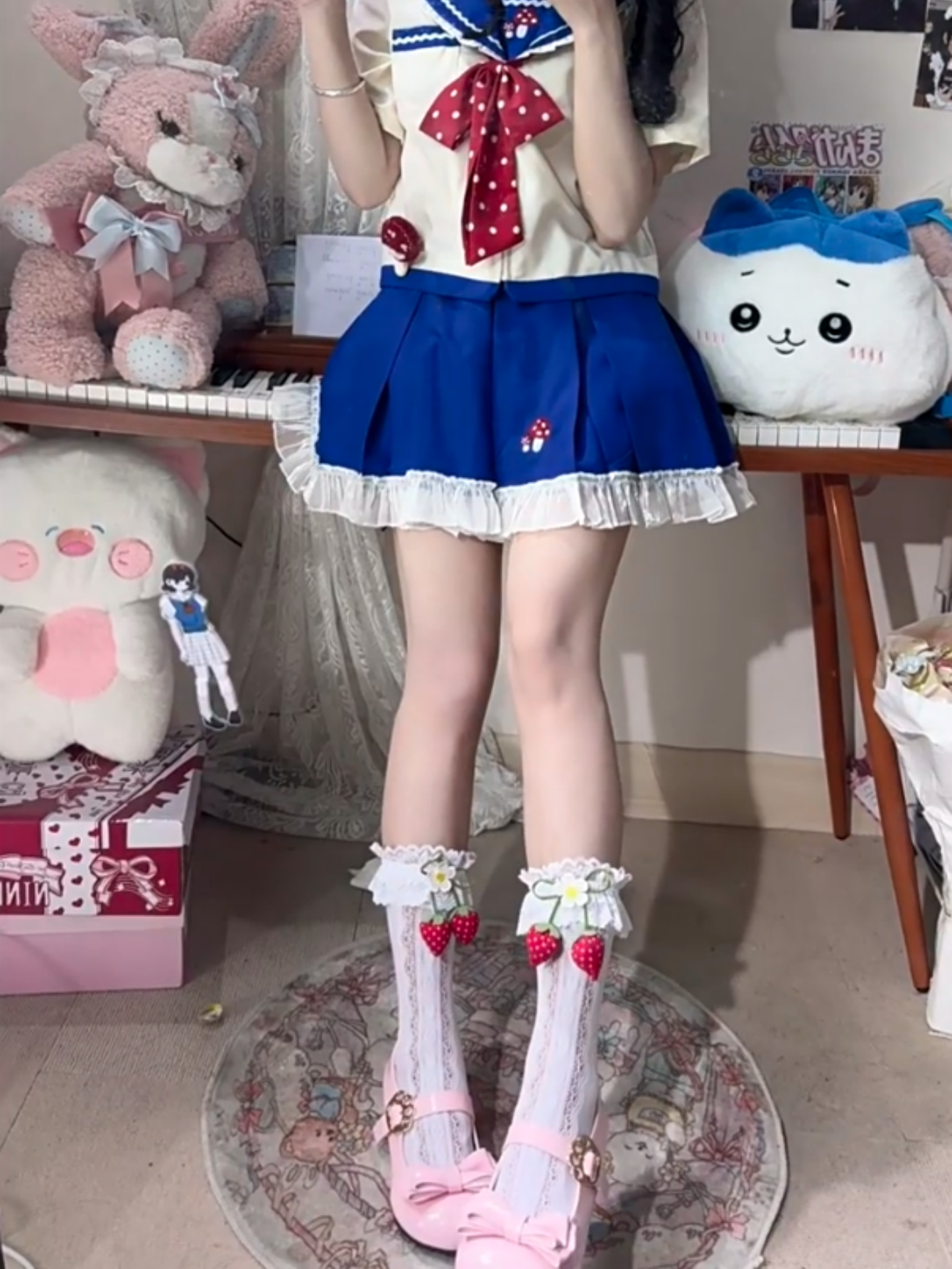 Fantasy Doll - Heart Jacquard - Mid-Calf Socks with Lace and Bow Details